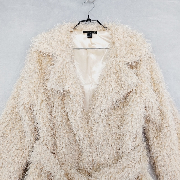 Forever 21 Cream Fuzzy Fleece Lapel Jacket Z94 - Picture 3 of 9